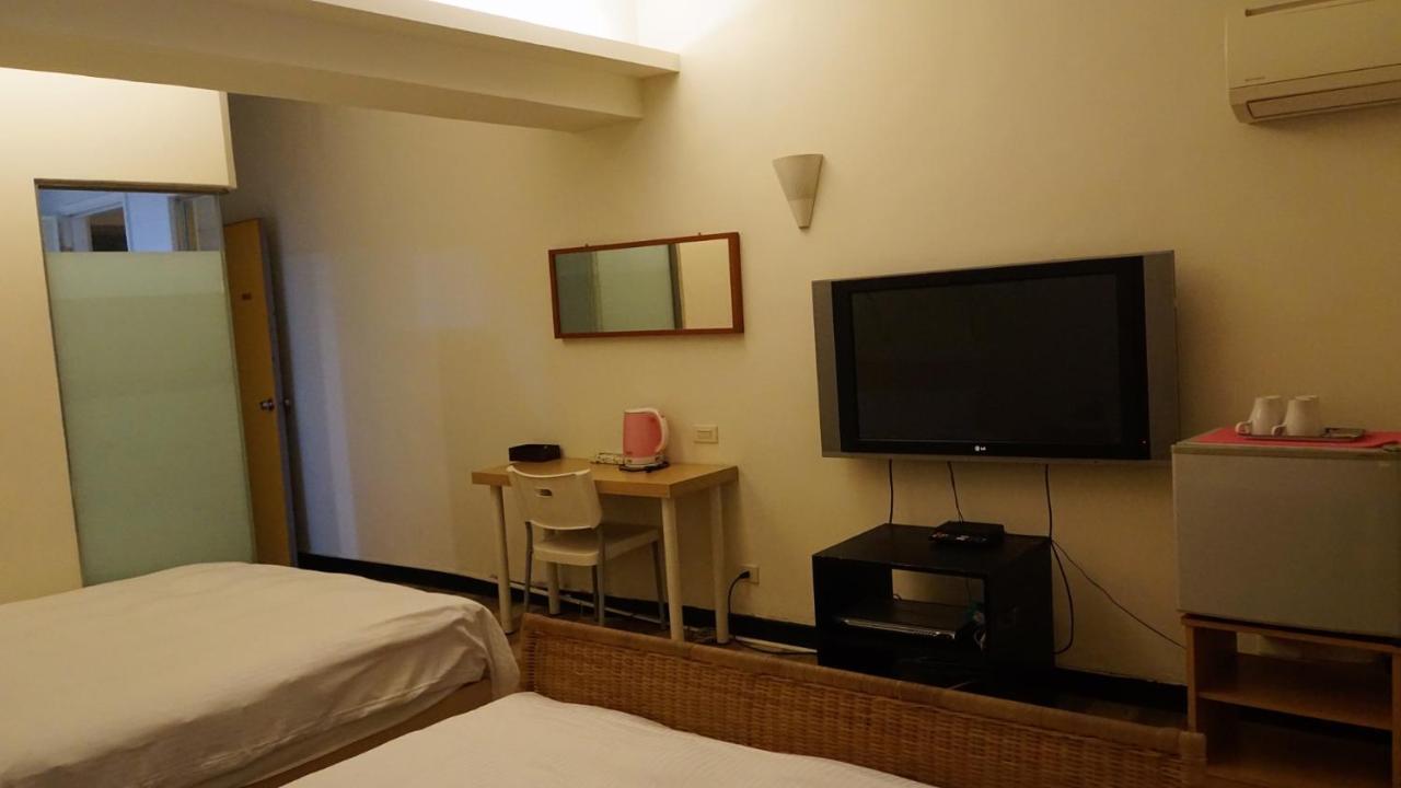 Hwa Hong Hotel Каосюн Екстериор снимка