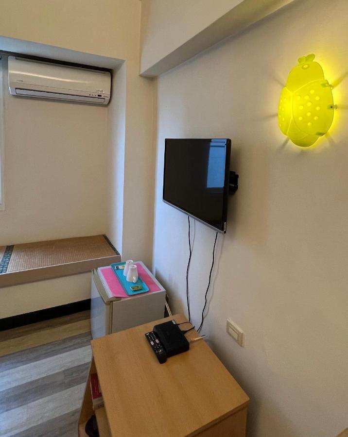 Hwa Hong Hotel Каосюн Екстериор снимка